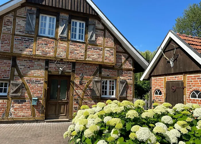 Gemütliches Fachwerkhaus am See nur mit Kamin